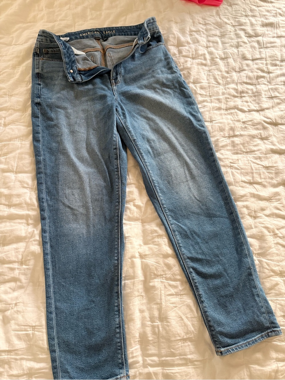 American Eagle Outfitters Women’s Medium Blue Straight Leg Jeans